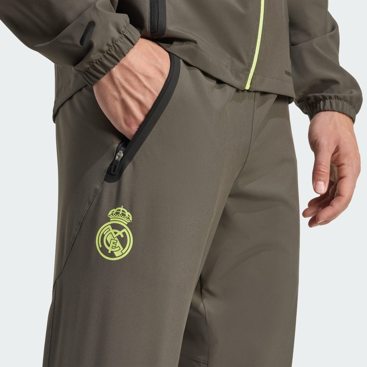 adidas Real Madrid Tiro 25 Competition Vis Tech Travel Pants