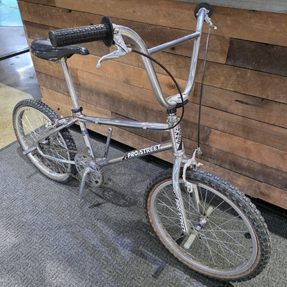 Hutch Pro Street Bike